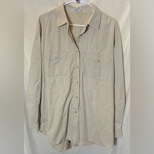 The Avenue Vintage Plus Size Tan Cotton Button Down Shirt/Shacket-Front Pockets
